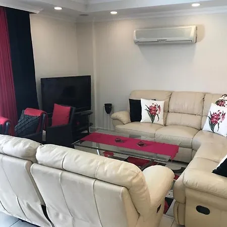 Mirage F 4 Four Bed Home In One Of The Resorts Finest And Popular Gate Community アパート シダ